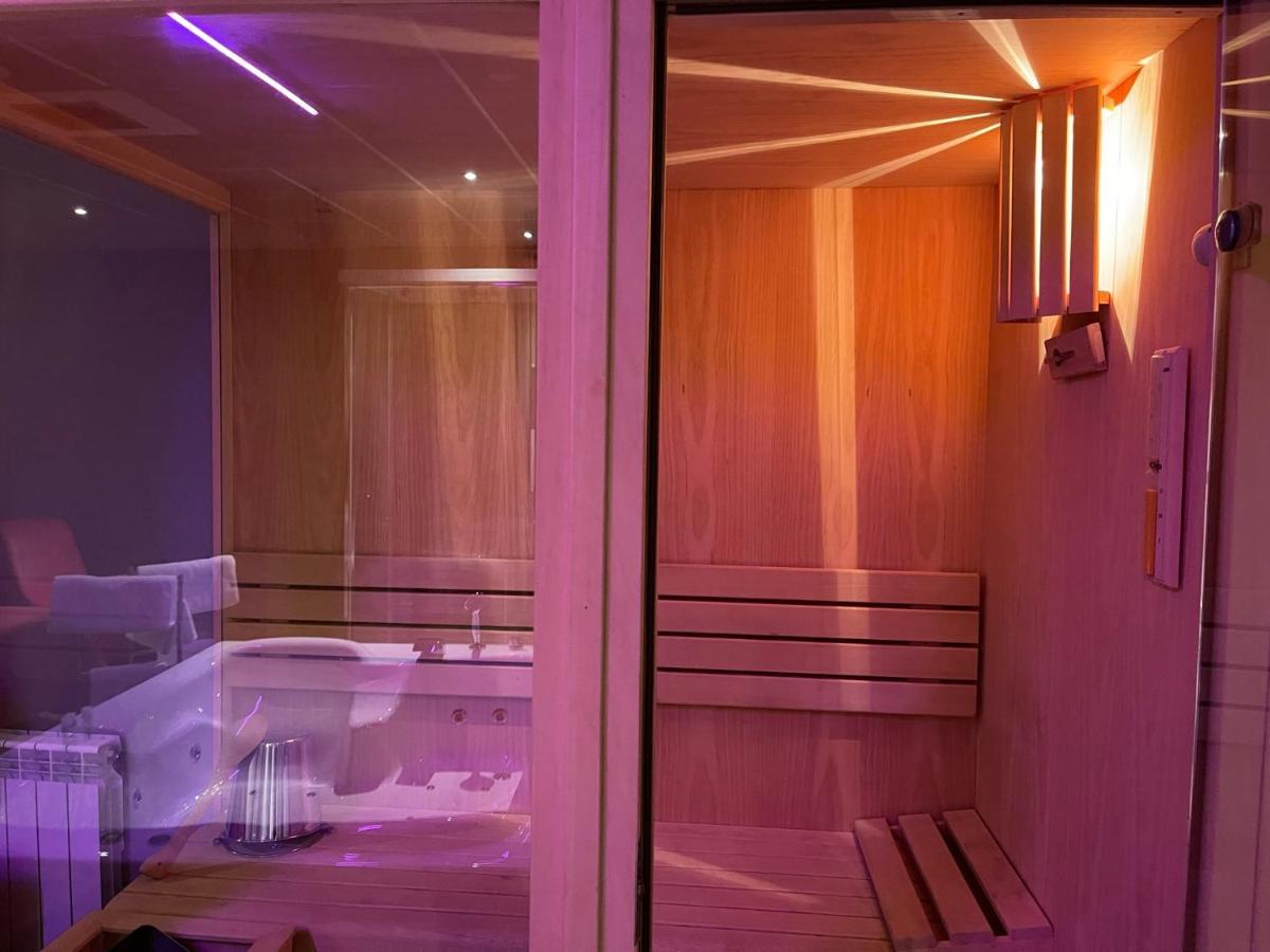 Motel Los Abedules Овиедо Екстериор снимка