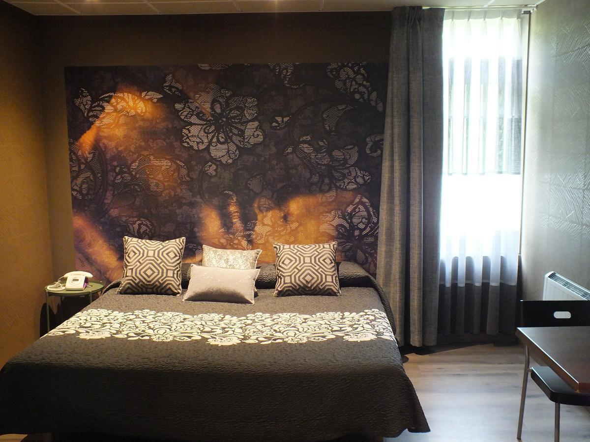 Motel Los Abedules Овиедо Екстериор снимка